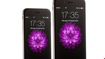 Apple Lockscreen Flaw Lays Open Contacts, Photos