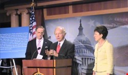 (from left) Carper, Lieberman, and Collins (Image courtesy of Senate Committee on Homeland Security & Governmental Affairs)