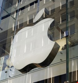 AppleCare staff were told to deny the existence of the MacDefender malware during an onslaught that saw tens of thousands of users seeking help with the fake AV