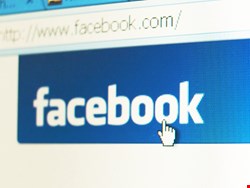 Fake Facebook Mobile Login Steals Credit Card Info