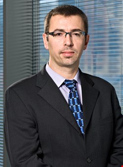 Alessandro Moretti, UBS Investment Bank