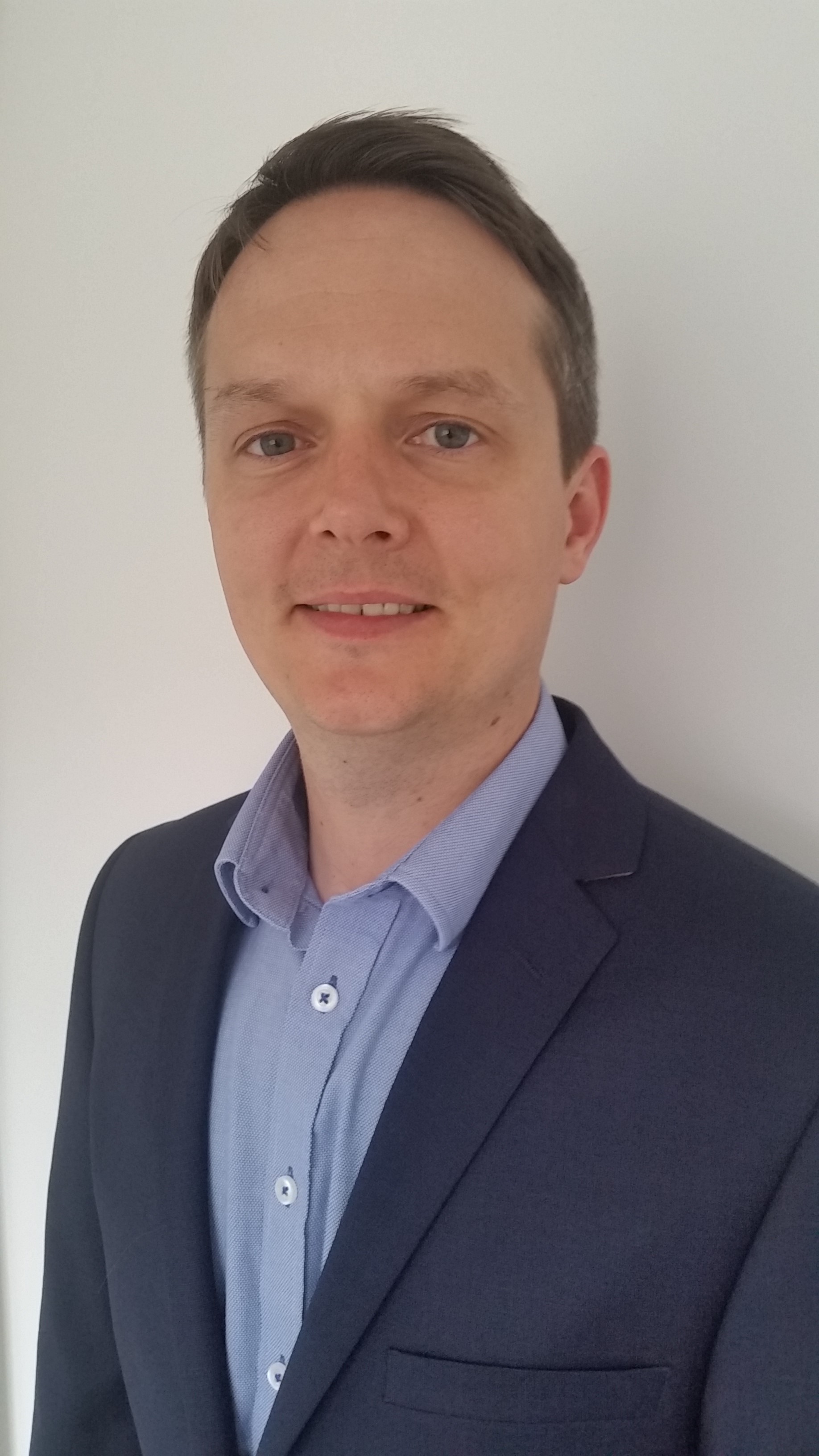 Photo of Oliver Pinson-Roxbrough