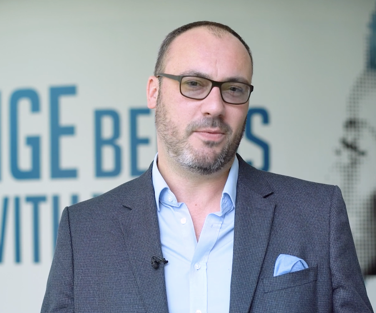 Photo of Richard Bennett