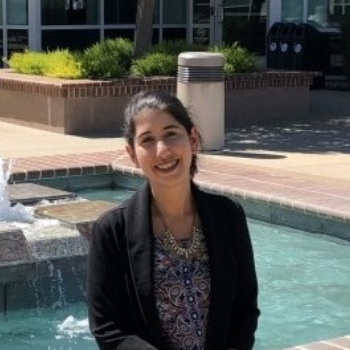 Photo of Shira Landau