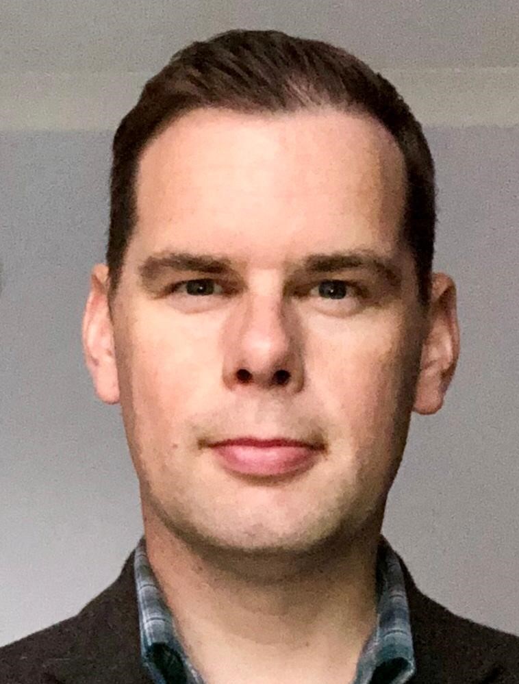 Photo of Simon Townsend