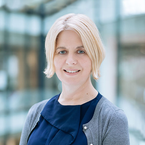 Photo of Dr Rois Ni Thuama