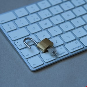 Cybercriminals Exploit Low-Cost Initial Access Broker Market