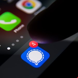 FBI alerts users to Russian Signal backup key scam