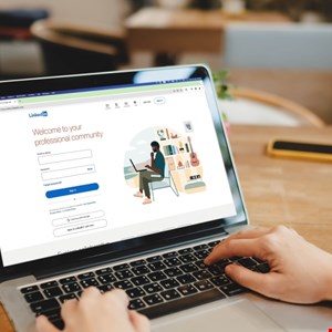 Linkedin Phishing Campaign Exploits Open-Source Pen Testing Tool to Compromise Business Execs