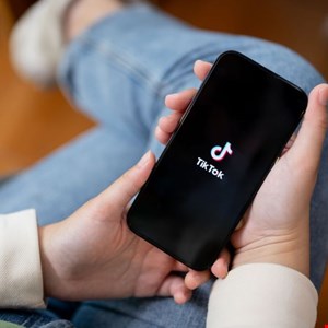 AI-Generated TikTok Videos Used to Distribute Infostealer Malware AI-Generated TikTok Videos Used to Distribute Infostealer Malware