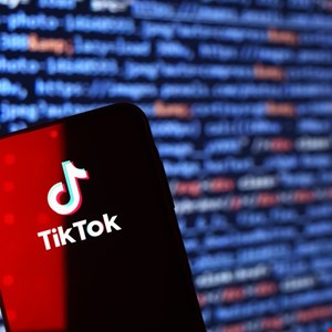 New Wave of AiTM Phishing Targets TikTok for Businesses