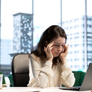 Half of US CISOs Work the Equivalent of a Six-Day Week