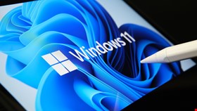 NCSC Urges Enterprises to Upgrade to Microsoft Windows 11 to Avoid Cyb ...